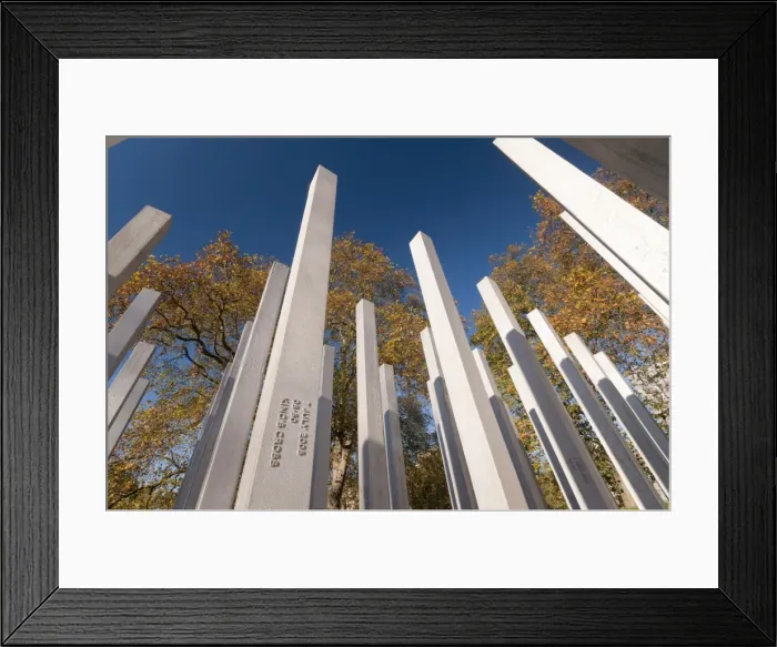 Framed Print : The 7th July Memorial to victims of the 2005 bombings, Hyde Park, London Framed Print : The 7th July Memorial to victims of the 2005 bombings, Hyde Park, London