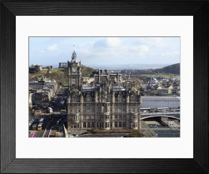 Framed Print : The Balmoral Hotel stands next to Waverly Railway Station on Princes Street in Edinburgh Framed Print : The Balmoral Hotel stands next to Waverly Railway Station on Princes Street in Edinburgh