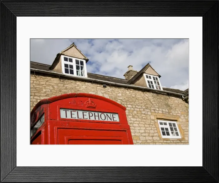 Framed Print : Red phone box on Digbeth Street, Stow-on-the-Wold, Gloucestershire, Cotswolds Framed Print : Red phone box on Digbeth Street, Stow-on-the-Wold, Gloucestershire, Cotswolds