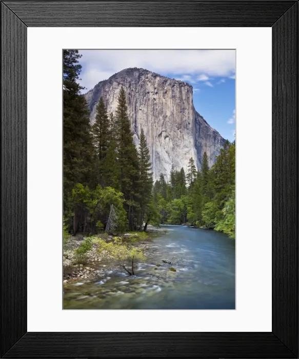 Framed Print : El Capitan, a 3000 feet granite monolith, with the Merced River flowing through Yosemite Valley