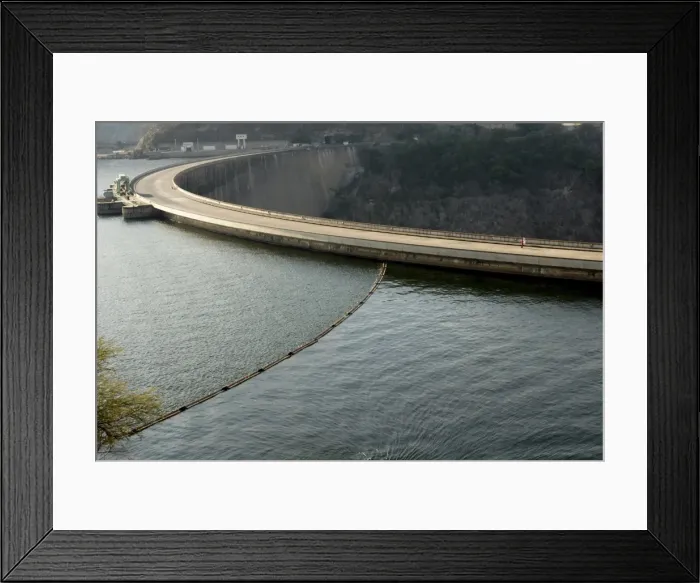 Framed Print : Kariba Dam, Lake Kariba, Zimbabwe, Africa Framed Print : Kariba Dam, Lake Kariba, Zimbabwe, Africa