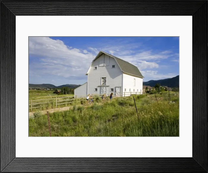 Framed Print : Barn at the Swaner Nature Preserve, Park City, Utah, United States of America Framed Print : Barn at the Swaner Nature Preserve, Park City, Utah, United States of America