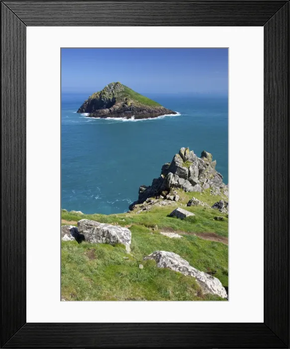 Framed Print : View of the Mouls off Rumps Point, Pentire Headland, Polzeath, North Cornwall Framed Print : View of the Mouls off Rumps Point, Pentire Headland, Polzeath, North Cornwall