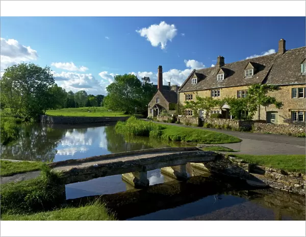 River Eye flowing through the pretty village of Lower Slaughter, the Cotswolds
