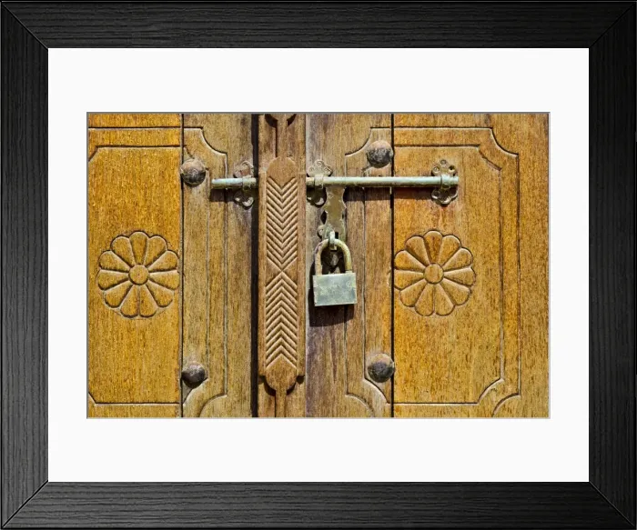 Framed Print : Detail of door and padlock, Bait Obaid al-Shamsi, a traditional house, Arts Area Framed Print : Detail of door and padlock, Bait Obaid al-Shamsi, a traditional house, Arts Area