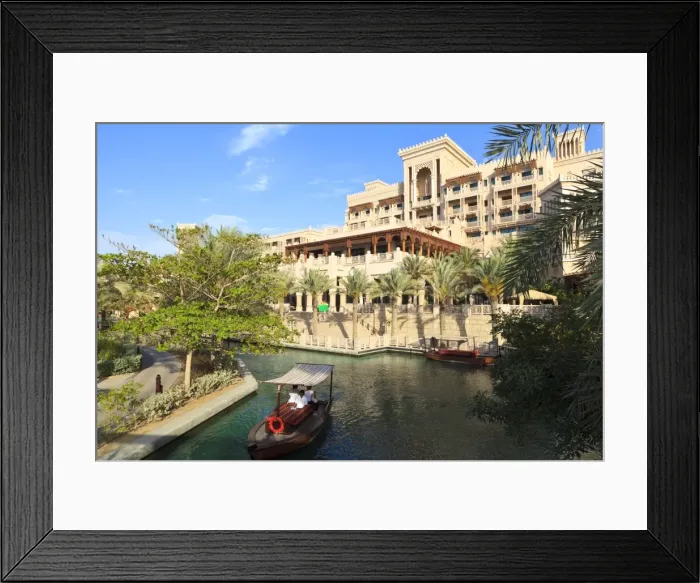 Framed Print : The Madinat Jumeirah Al Qasr Hotel, Jumeirah Beach, Dubai, United Arab Emirates Framed Print : The Madinat Jumeirah Al Qasr Hotel, Jumeirah Beach, Dubai, United Arab Emirates