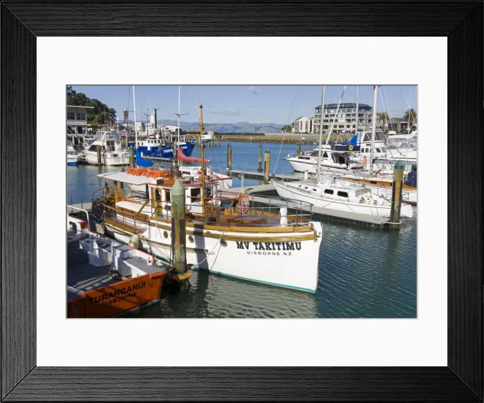 Framed Print : Inner Harbour, Gisborne, Eastland District, North Island, New Zealand, Pacific