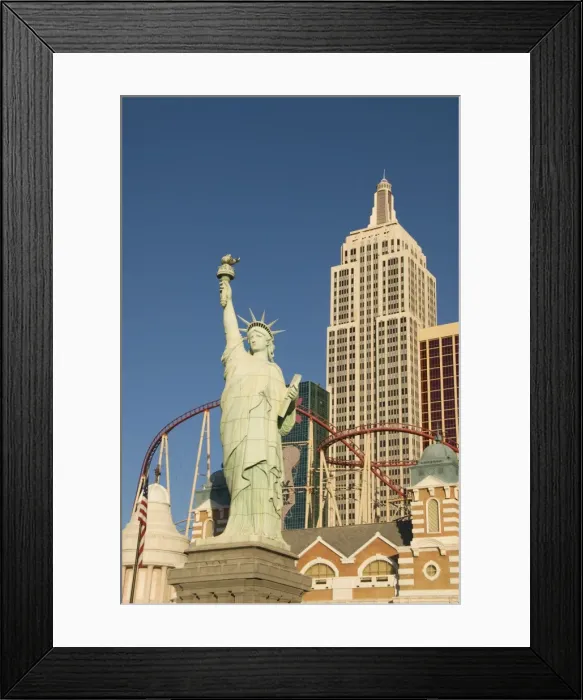 Framed Print : New York-New York Hotel and replica of Statue of Liberty, Las Vegas, Nevada Framed Print : New York-New York Hotel and replica of Statue of Liberty, Las Vegas, Nevada