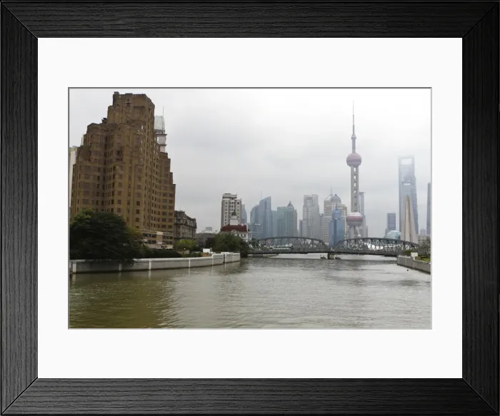 Framed Print : Waibaidu Bridge (Garden Bridge) over Suzhou Creek, Pudong skyline with Oriental Pearl Tower Framed Print : Waibaidu Bridge (Garden Bridge) over Suzhou Creek, Pudong skyline with Oriental Pearl Tower