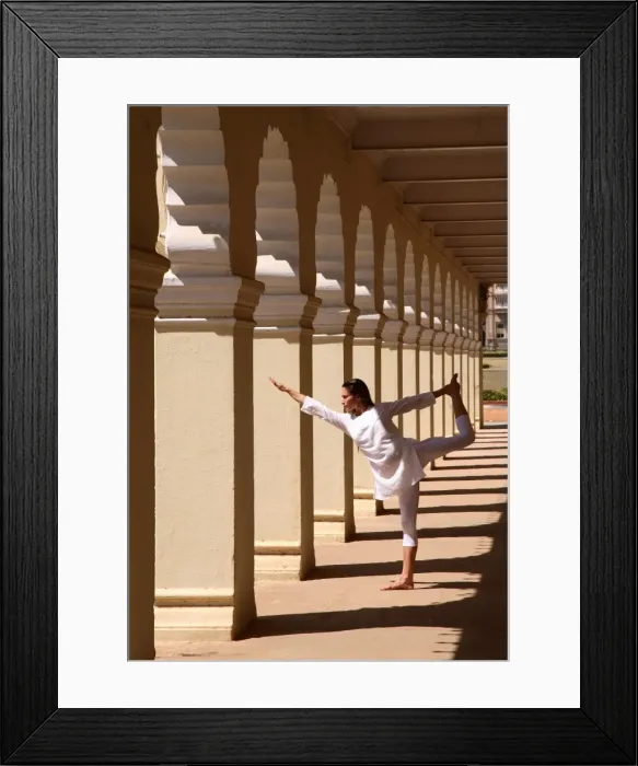 Framed Print : Yoga inside the courtyard of Mysore Palace, Karnataka, India, Asia Framed Print : Yoga inside the courtyard of Mysore Palace, Karnataka, India, Asia