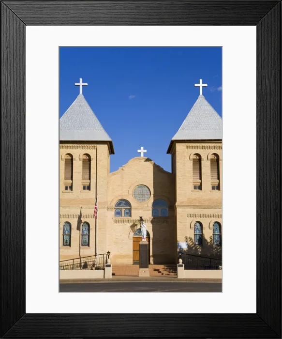 Framed Print : Basilica of St. Albino in Old Mesilla village, Las Cruces, New United States of America Framed Print : Basilica of St. Albino in Old Mesilla village, Las Cruces, New United States of America