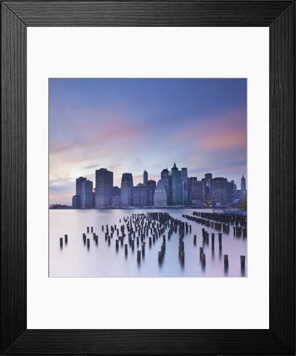 Framed Print : Dusk view of the skyscrapers of Manhattan from the Brooklyn Heights neighborhood Framed Print : Dusk view of the skyscrapers of Manhattan from the Brooklyn Heights neighborhood