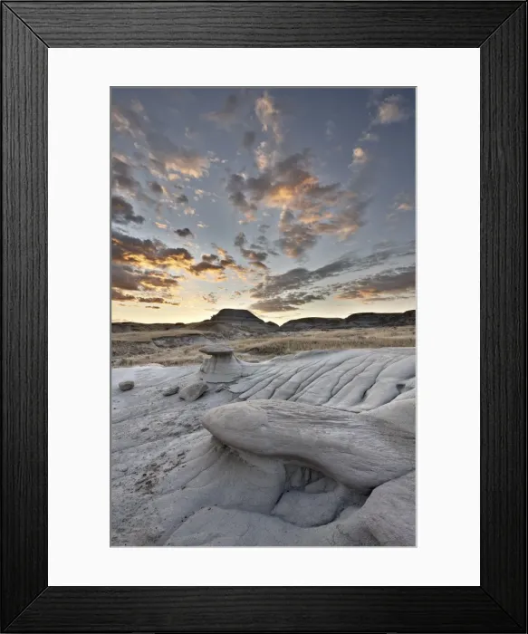 Framed Print : Sunrise in the badlands, Dinosaur Provincial Park, UNESCO World Heritage Site Framed Print : Sunrise in the badlands, Dinosaur Provincial Park, UNESCO World Heritage Site