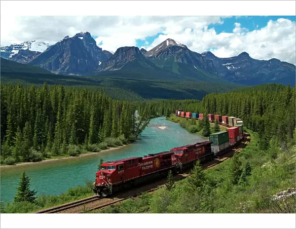 Morants Curve, Bow River, Canadian Pacific Railway, near Lake Louise, Banff National Park