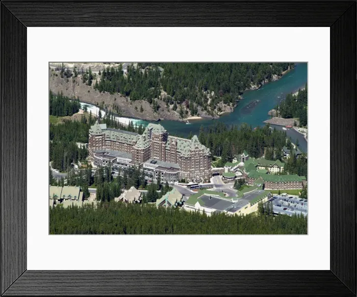 Framed Print : Banff Springs Hotel and Bow River near Banff, Banff National Park, UNESCO World Heritage Site Framed Print : Banff Springs Hotel and Bow River near Banff, Banff National Park, UNESCO World Heritage Site