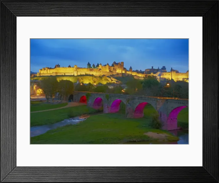 Framed Print : Le Pont Vieux (the old bridge), on the Aude River, Medieval city of Carcassonne Framed Print : Le Pont Vieux (the old bridge), on the Aude River, Medieval city of Carcassonne