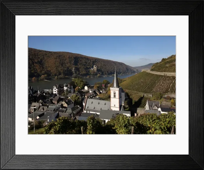 Framed Print : Assmannshausen, Rhine-Valley near Rudesheim, Hesse, Germany, Europe Framed Print : Assmannshausen, Rhine-Valley near Rudesheim, Hesse, Germany, Europe