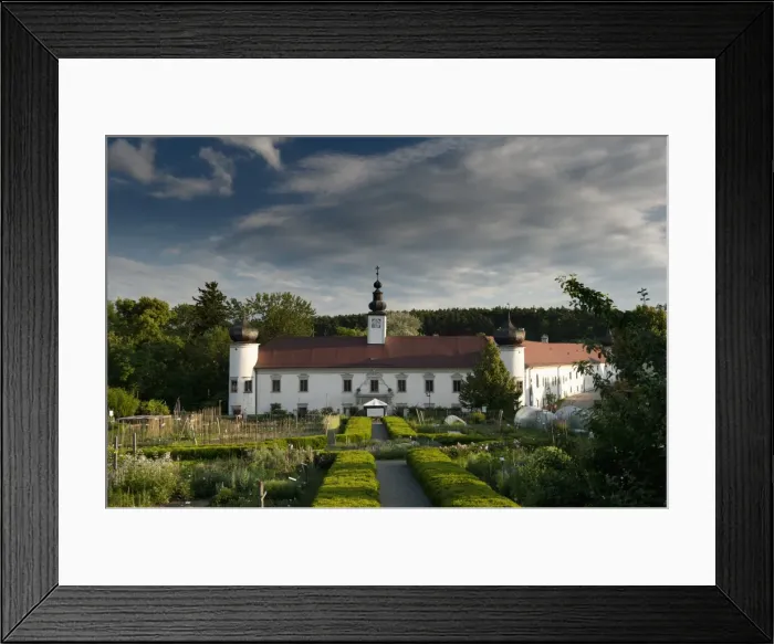 Framed Print : Schiltern Castle from accross Arche Noah bio produce garden, Schiltern Framed Print : Schiltern Castle from accross Arche Noah bio produce garden, Schiltern