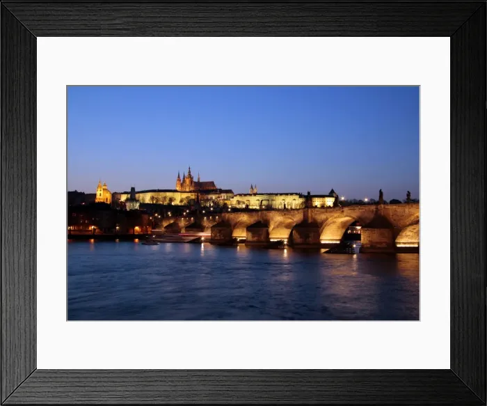 Framed Print : Charles Bridge over the River Vltava, Charles Bridge, UNESCO World Heritage Site Framed Print : Charles Bridge over the River Vltava, Charles Bridge, UNESCO World Heritage Site