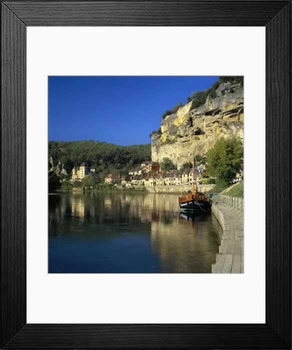 Framed Print : View of village and Dordogne River, La Roque Gageac, Dordogne, Aquitaine, France, Europe Framed Print : View of village and Dordogne River, La Roque Gageac, Dordogne, Aquitaine, France, Europe