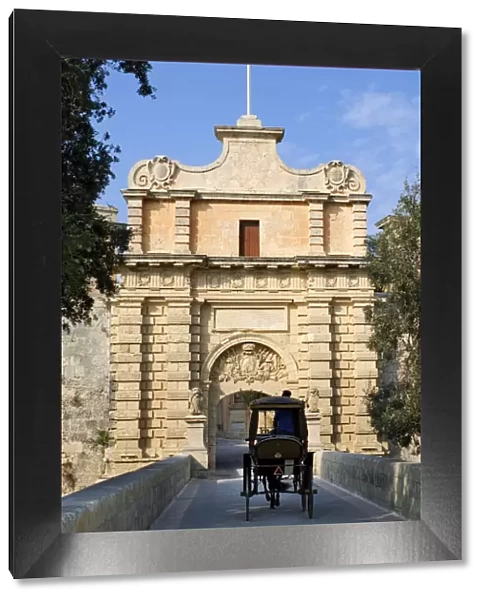 Mdina Gate with horse drawn carriage, Mdina, Malta, Mediterranean, Europe