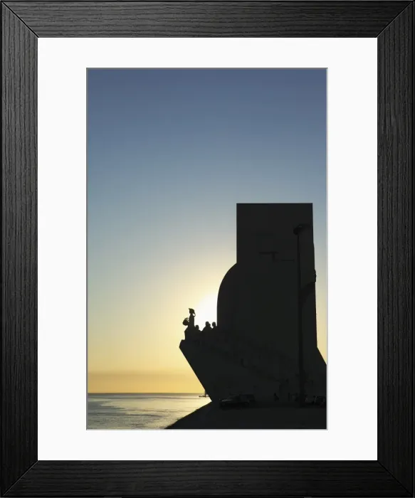 Framed Print : Sundown at the Monument to the Discoveries (Padrao dos Descobrimentos) by the River Tagus Framed Print : Sundown at the Monument to the Discoveries (Padrao dos Descobrimentos) by the River Tagus