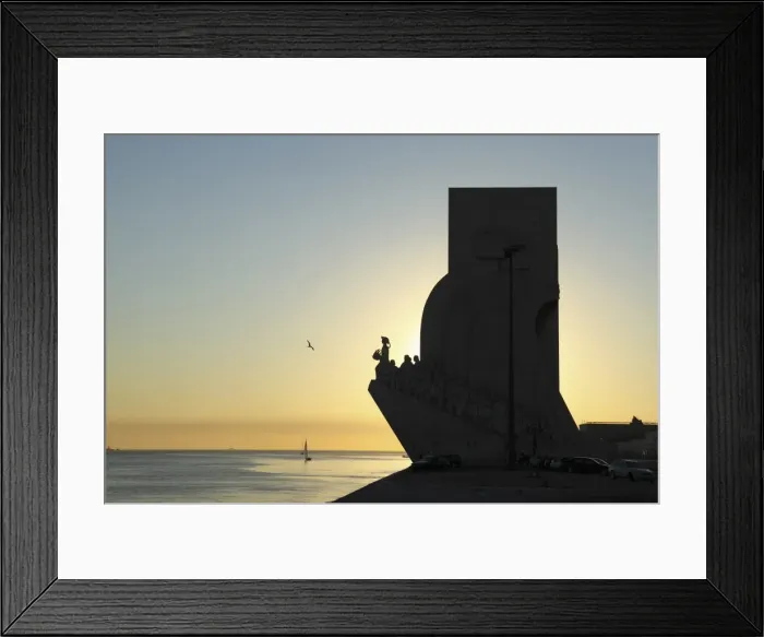 Framed Print : Sundown at the Monument to the Discoveries (Padrao dos Descobrimentos) by the River Tagus Framed Print : Sundown at the Monument to the Discoveries (Padrao dos Descobrimentos) by the River Tagus