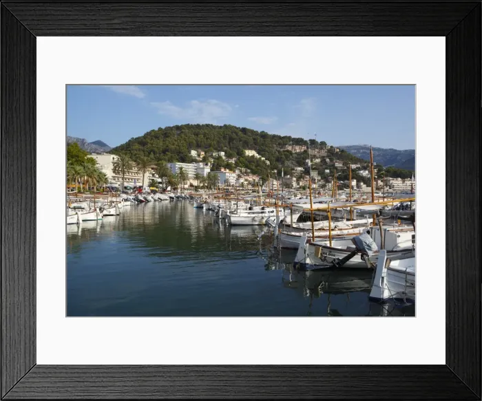 Framed Print : Harbour, Port de Soller, Mallorca (Majorca), Balearic Islands, Spain, Mediterranean Framed Print : Harbour, Port de Soller, Mallorca (Majorca), Balearic Islands, Spain, Mediterranean