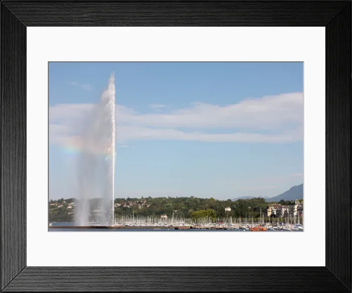 Framed Print : Jet d Eau, the worlds tallest fountain, on Lake Geneva (Lake Leman) Framed Print : Jet d Eau, the worlds tallest fountain, on Lake Geneva (Lake Leman)