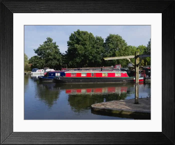 Framed Print : Kingswood canal junction on the Startford upon Avon and Grand Union canals Framed Print : Kingswood canal junction on the Startford upon Avon and Grand Union canals