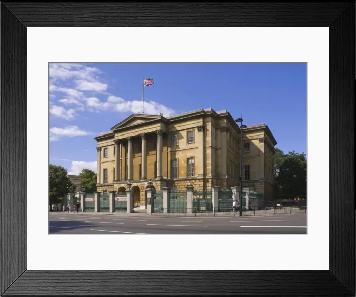 Framed Print : Apsley House, the London home of the Duke of Wellington, Hyde Park Corner Framed Print : Apsley House, the London home of the Duke of Wellington, Hyde Park Corner