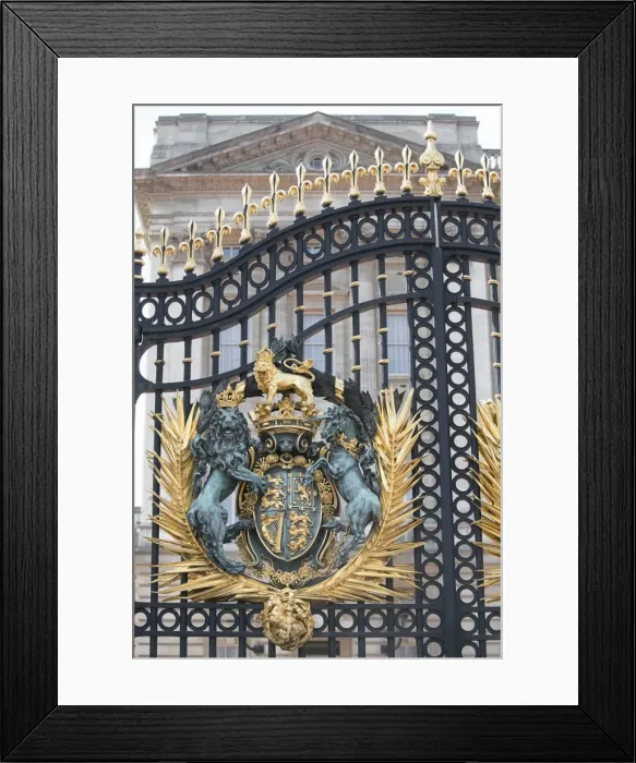 Framed Print : Main gates, Buckingham Palace, London, England, United Kingdom, Europe Framed Print : Main gates, Buckingham Palace, London, England, United Kingdom, Europe
