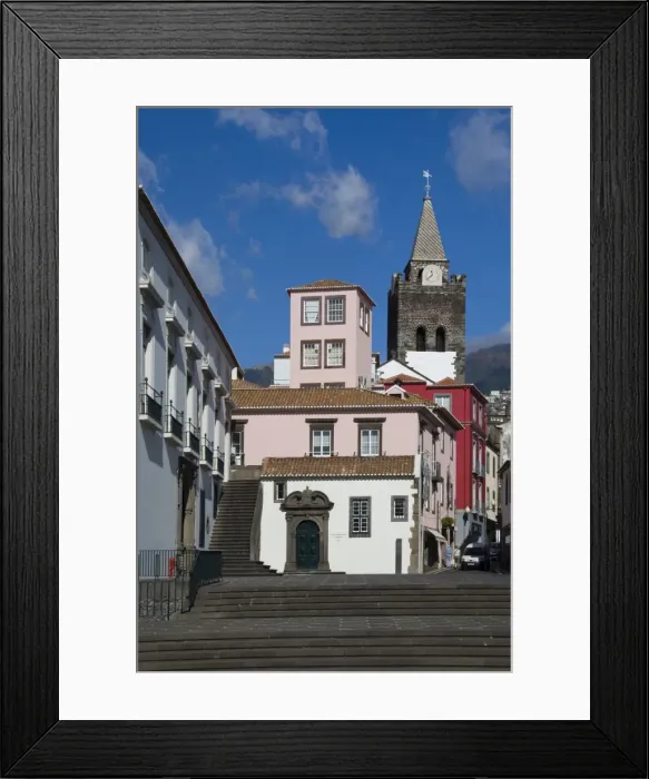 Framed Print : An old square with the tower of the 17th century Se Cathedral, Funchal