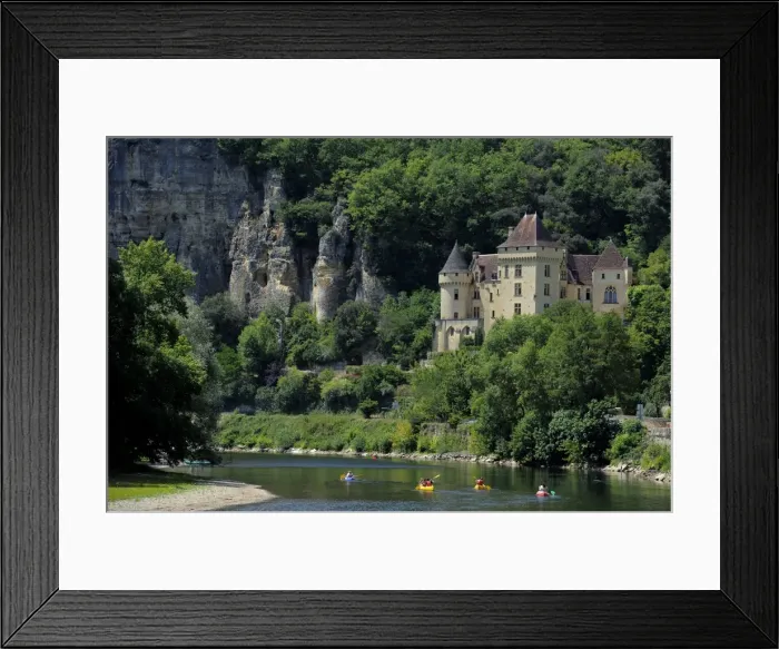 Framed Print : Chateau de la Malartrie, on the River Dordogne, La Roque-Gageac, Dordogne, France, Europe Framed Print : Chateau de la Malartrie, on the River Dordogne, La Roque-Gageac, Dordogne, France, Europe
