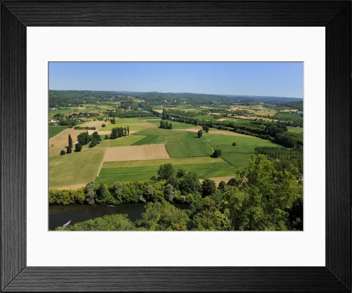 Framed Print : View of the Dordogne River, Bastide town of Domme, Les Plus Beaux Villages de France Framed Print : View of the Dordogne River, Bastide town of Domme, Les Plus Beaux Villages de France