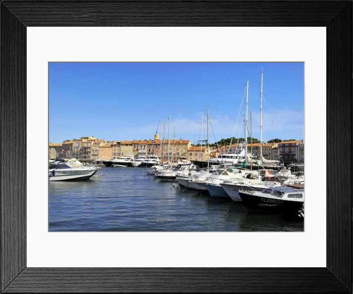 Framed Print : Boats in Vieux Port harbour, St. Tropez, Var, Provence, Cote d Azur Framed Print : Boats in Vieux Port harbour, St. Tropez, Var, Provence, Cote d Azur
