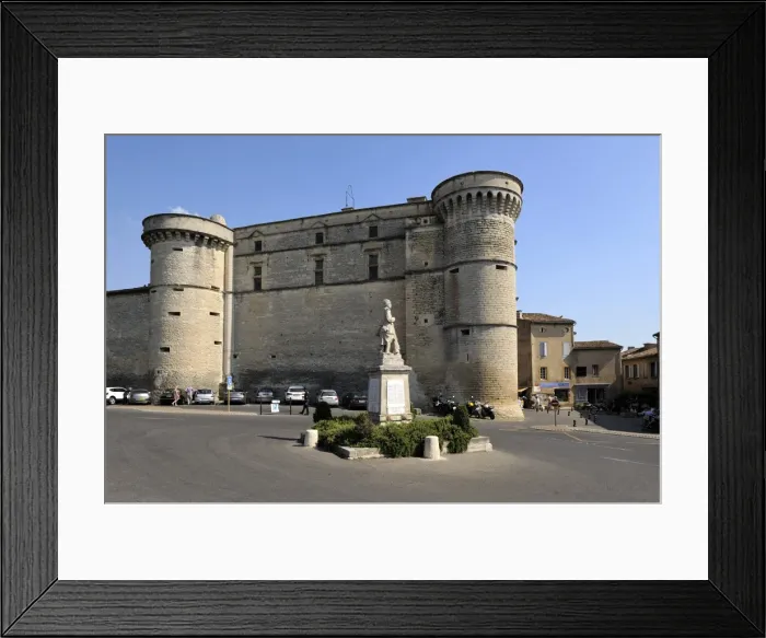 Framed Print : Le Chateau (castle) in the hilltop village of Gordes designated one of Les Plus Beaux Villages de France, Vaucluse, Provence Framed Print : Le Chateau (castle) in the hilltop village of Gordes designated one of Les Plus Beaux Villages de France, Vaucluse, Provence