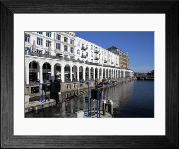Framed Print : Alsterfleet and Alsterarkaden, Hamburg, Germany, Europe Framed Print : Alsterfleet and Alsterarkaden, Hamburg, Germany, Europe