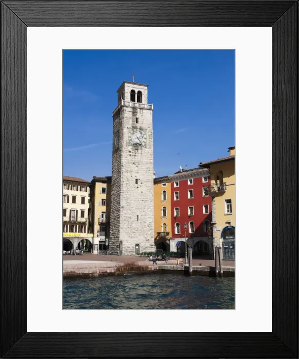 Framed Print : Apponale Tower, Piazza 3 Novembre, Riva del Garda, Lago di Garda (Lake Garda)