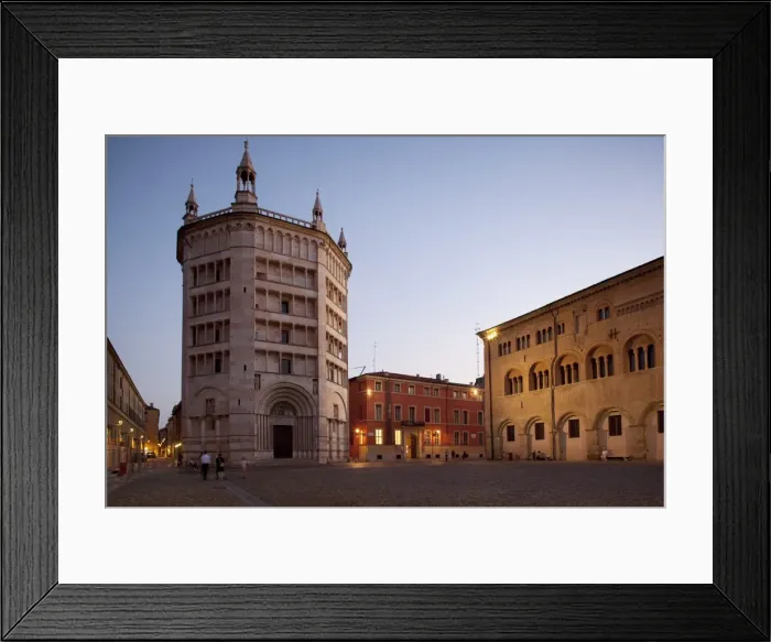 Framed Print : The Baptistry at dusk, Piazza Duomo, Parma, Emilia Romagna, Italy, Europe Framed Print : The Baptistry at dusk, Piazza Duomo, Parma, Emilia Romagna, Italy, Europe