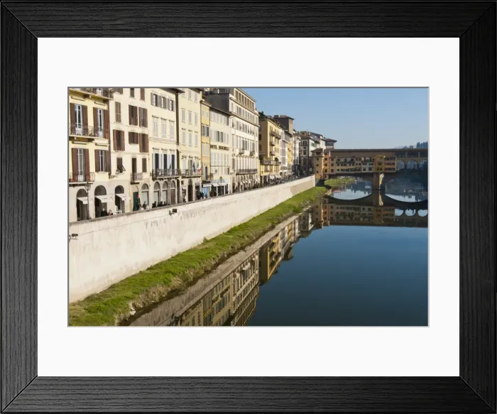 Framed Print : Ponte Vecchio and Lungarno Acciaiuoli and the River Arno, Florence, UNESCO World Heritage Site Framed Print : Ponte Vecchio and Lungarno Acciaiuoli and the River Arno, Florence, UNESCO World Heritage Site