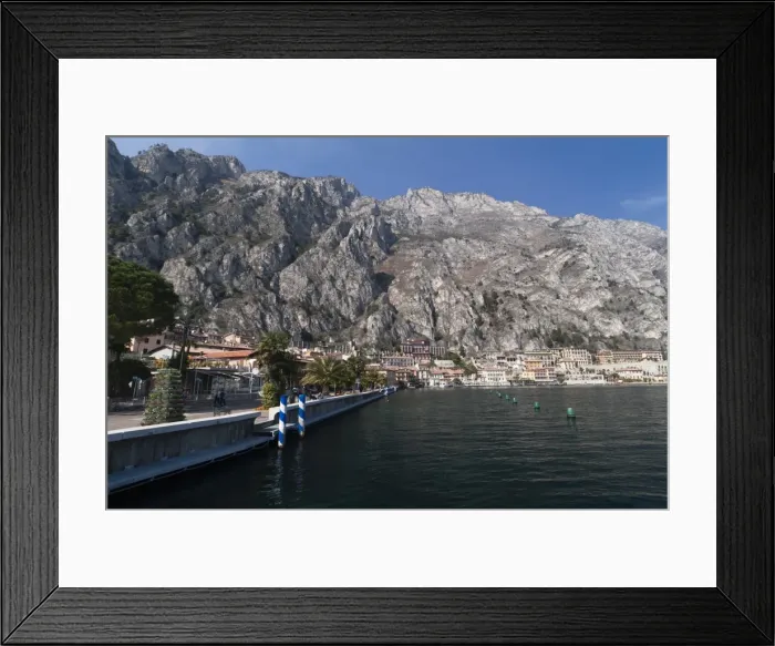 Framed Print : Limone del Garda, Lago di Garda (Lake Garda), Lombardy, Italy, Europe Framed Print : Limone del Garda, Lago di Garda (Lake Garda), Lombardy, Italy, Europe