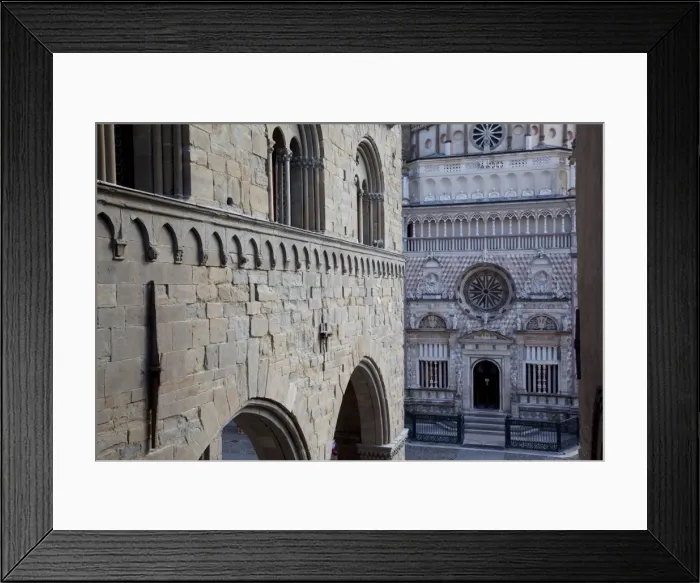 Framed Print : Collieoni Chapel, Piazza Vecchia, Bergamo, Lombardy, Italy, Europe Framed Print : Collieoni Chapel, Piazza Vecchia, Bergamo, Lombardy, Italy, Europe