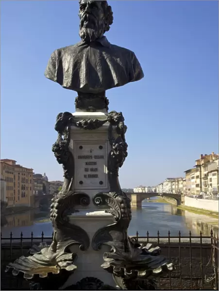 Bust of Benvenuto Cellini, Ponte Vecchio, Florence, UNESCO World Heritage Site