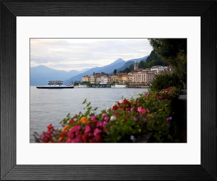 Framed Print : Town of Bellagio and Lake Como, Lombardy, Italian Lakes, Italy, Europe Framed Print : Town of Bellagio and Lake Como, Lombardy, Italian Lakes, Italy, Europe
