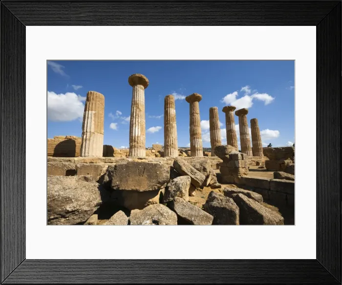 Framed Print : Columns of the Tempio di Ercole, Valle dei Templi, UNESCO World Heritage Site Framed Print : Columns of the Tempio di Ercole, Valle dei Templi, UNESCO World Heritage Site