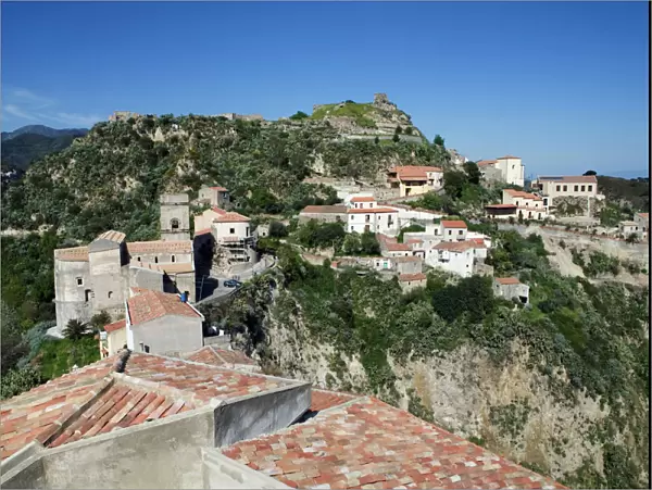 View over village used as set for filming The Godfather, Savoca, Sicily, Italy, Europe