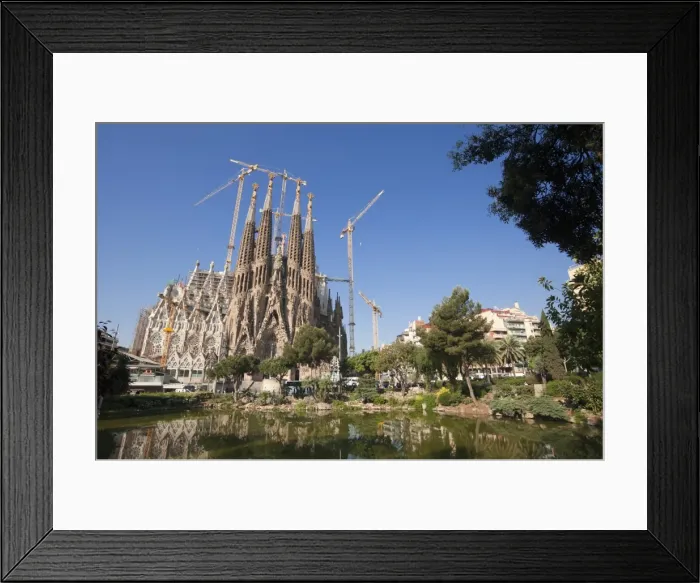 Framed Print : La Sagrada Familia by Antoni Gaudi, UNESCO World Heritage Site, Barcelona Framed Print : La Sagrada Familia by Antoni Gaudi, UNESCO World Heritage Site, Barcelona