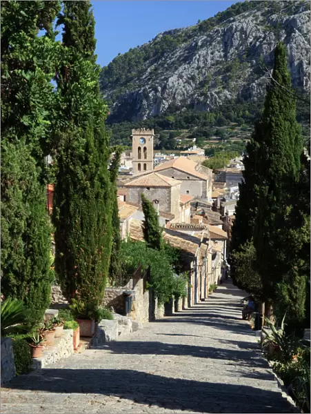 Calvary steps with view over old town, Pollenca (Pollensa), Mallorca (Majorca)