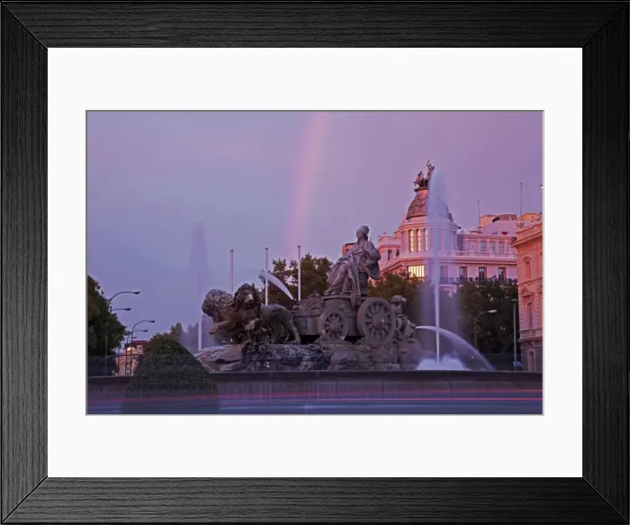 Framed Print : Plaza de Cibeles with Fuente de Cibele at dusk, Madrid, Spain, Europe Framed Print : Plaza de Cibeles with Fuente de Cibele at dusk, Madrid, Spain, Europe